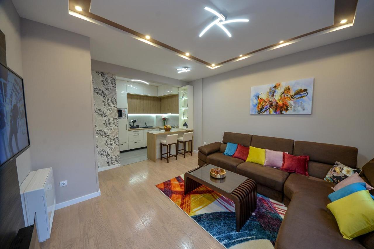 Pine 1 Apartment In The Center تريبينيي المظهر الخارجي الصورة