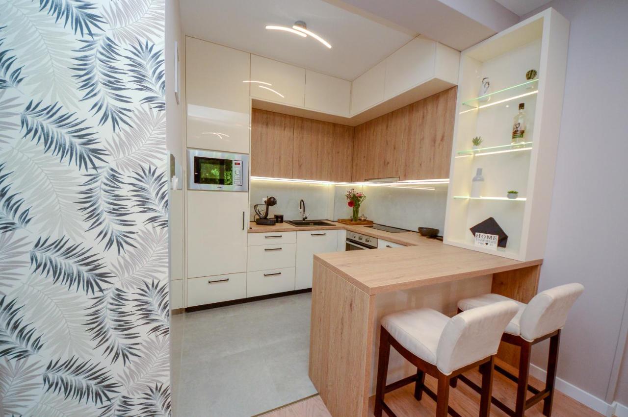 Pine 1 Apartment In The Center تريبينيي المظهر الخارجي الصورة